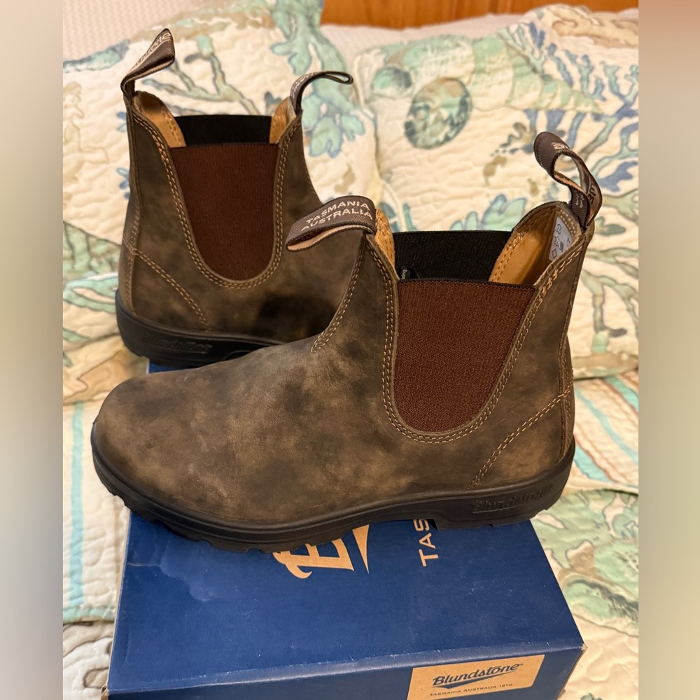 Blundstone Brown Heeled Boots